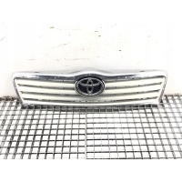 Решетка радиатора toyota avensis t25 03 - 08 hatchback