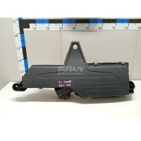 Корпус воздушного фильтра BMW 3-serie F30/F31/F80 (2011 - 2020) 13717597582