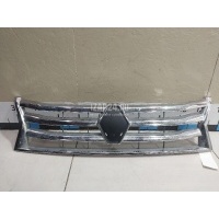 Решетка радиатора Renault Duster 2012 623825665R