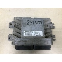Блок управления двигателем Renault Renault Logan (1) 2005-2014 8200483732