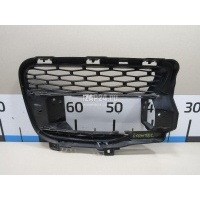 Решетка в бампер правая Land Rover Range Rover Sport 2013 LR045033
