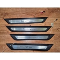 Bmw g30 g31 накладка порога luxury передняя 7405773