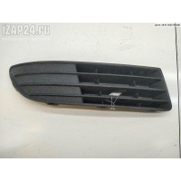 Решетка (заглушка) в бампер Перед. Прав. Volkswagen Polo (2005-2009) 2005 6Q0853666E