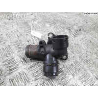 Фланец (тройник) системы охлаждения Volkswagen Passat B5+ (GP) 2004 06b121133d
