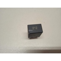 Реле Mercedes Benz W205 2014 0035420419