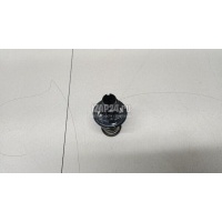 Отбойник капота Mercedes Benz W205 2014 2058800027