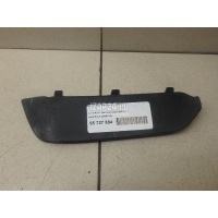 Брызговик передний правый Land Rover Discovery Sport 2014 LR061248