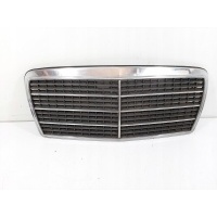 Мерседес w124 e200t 1995 год решетка радиатора 1248880323