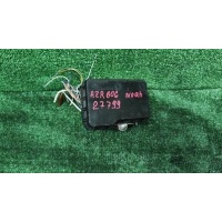 блок abs Toyota Noah AZR60G 4451028120
