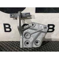 петля капота левая Scania 6 2844264