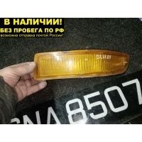 ПОВТОРИТЕЛЬ В БАМПЕР Toyota CARINA AT190/CT190/AT191/AT192/ST195/CT195 20-318