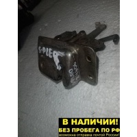 Замок багажника RA1, RA2, RV1, RV2 63031-KE020