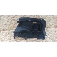 Обшивка багажника правая Toyota RAV4 2019 64730-42140-C0