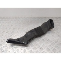 Патрубок воздушного фильтра Audi A4(B5) 1999 8D0129617E
