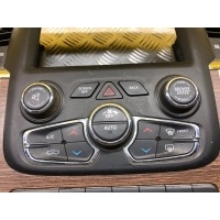 Блок управления печки/климат-контроля Dodge RAM IV (2008-2019) Пикап 2014 1UJ97DX9AE