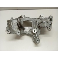 Кронштейн передней балки VAG A5/S5 (F5) 2017 8W0399296E