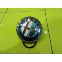 Альфа ромео giulietta 1.4 т 2011 год ручка эмблема крышки багажника tyl