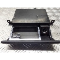 Пепельницу audi a6 c5 4b0857951