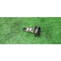 направляющая переднего бампера Mercedes Benz W204 2007-2015 2013 A2048800130