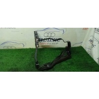 кронштейн фары Mercedes Benz W204 2007-2015 2013 A2046201291