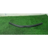 уплотнитель капота Mercedes Benz W204 2007-2015 2013 A2046280198
