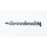 Топливная рампа BMW X5 G05 2019 13538571569, 8571569