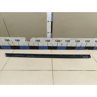 Накладка стекла переднего правого TOYOTA Avensis III 2009> 6817105060
