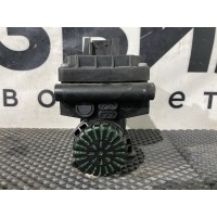 кран уровня пола Volvo FH4 21133934