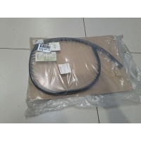 Уплотнитель капота Skoda Octavia A7 2013-2020 5E0823723A