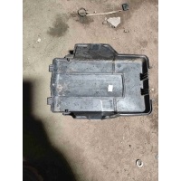 крышка аккумулятора Volkswagen Passat B6 2006 1k0915443c