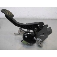 Педаль сцепление scenic iv 1.5 dci 465039052r