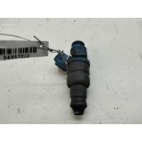 Форсунка топливная Volkswagen Passat B5 1998 06B133551C