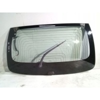 Peugeot 107 стекло задняя