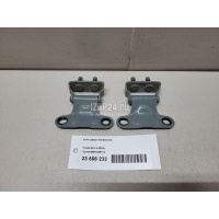 Петля двери багажника Toyota RAV 4 2019 688100R110