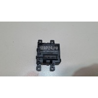 Моторчик заслонки отопителя Toyota RAV 4 2019 87106F4090