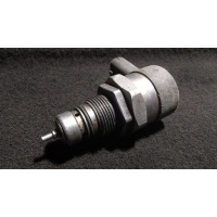 Регулятор давления топлива Renault Laguna 2007 0281002800,8200610670