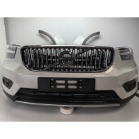 Фронтальна фара бампер маска бризковик радіатори пояс volvo xc40 t10 код: 707