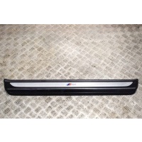 Bmw f12 m6 переднее правый внутренняя накладка порога 8051706 4.40 бензин 42