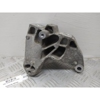 Кронштейн КПП Skoda Octavia 2011 1K0199117AP