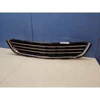Решётка в бампер центральная Opel Astra H 2004-2014 03734450
