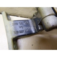 Петля двери багажника VAG Octavia (1997 - 2000) 1U6827302