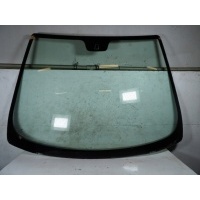 Fiat гранде punto стекло переднее