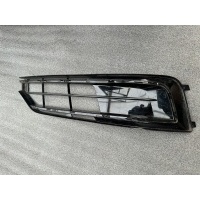 ! решетка радиатора бампера audi a8 2014 г. . 4h0807680r !