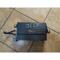 Джип гранд cherokee 2.7d 03 усилитель 56038407