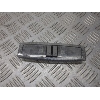 Освещение кабины opel astra h iii 13101641