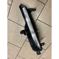 Renault megane iv поворотник бампера правая передняя 261306376r оригинал