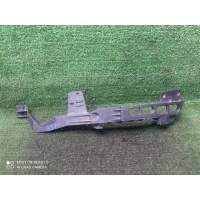 направляющая переднего бампера Opel Astra J (2010-2016) 13368880