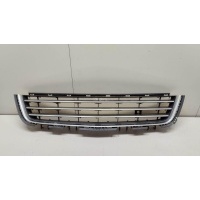 Решетка в бампер центральная GM Astra H / Family (2004 - 2015) 13247248
