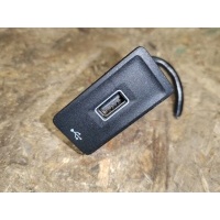 разъем AUX / USB Volkswagen Touareg 3 2019 760035222