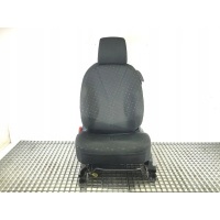 Кресло левый передняя toyota yaris ii hatchback 05 - 14